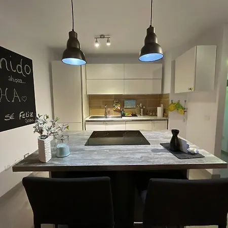 Aloha Apartament *